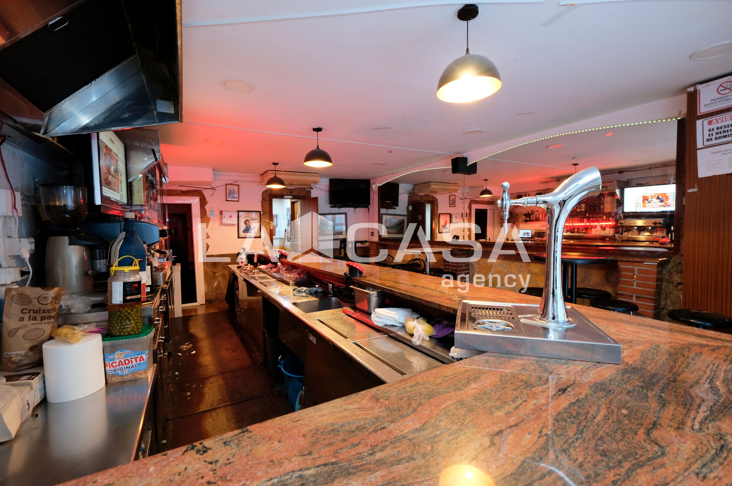 Premises for sale in  Barcelona Capital