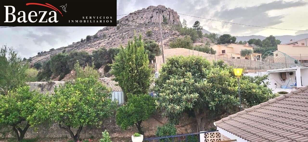 Vista exterior de Casa o xalet en venda en Jijona / Xixona amb Piscina comunitària
