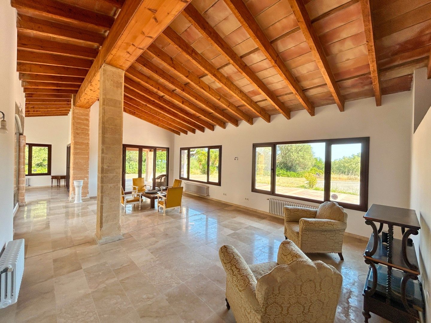 Sala d'estar de Casa o xalet en venda en Santa Margalida amb Calefacció, Jardí privat i Terrassa