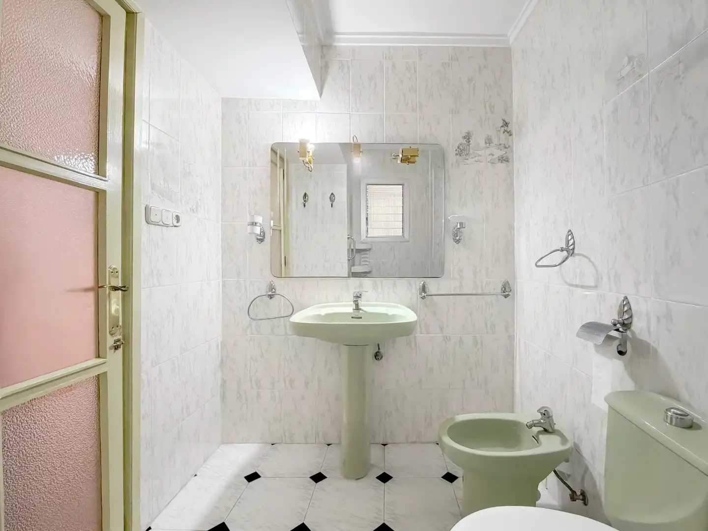 Baño de Piso en venta en Burjassot con Balcón