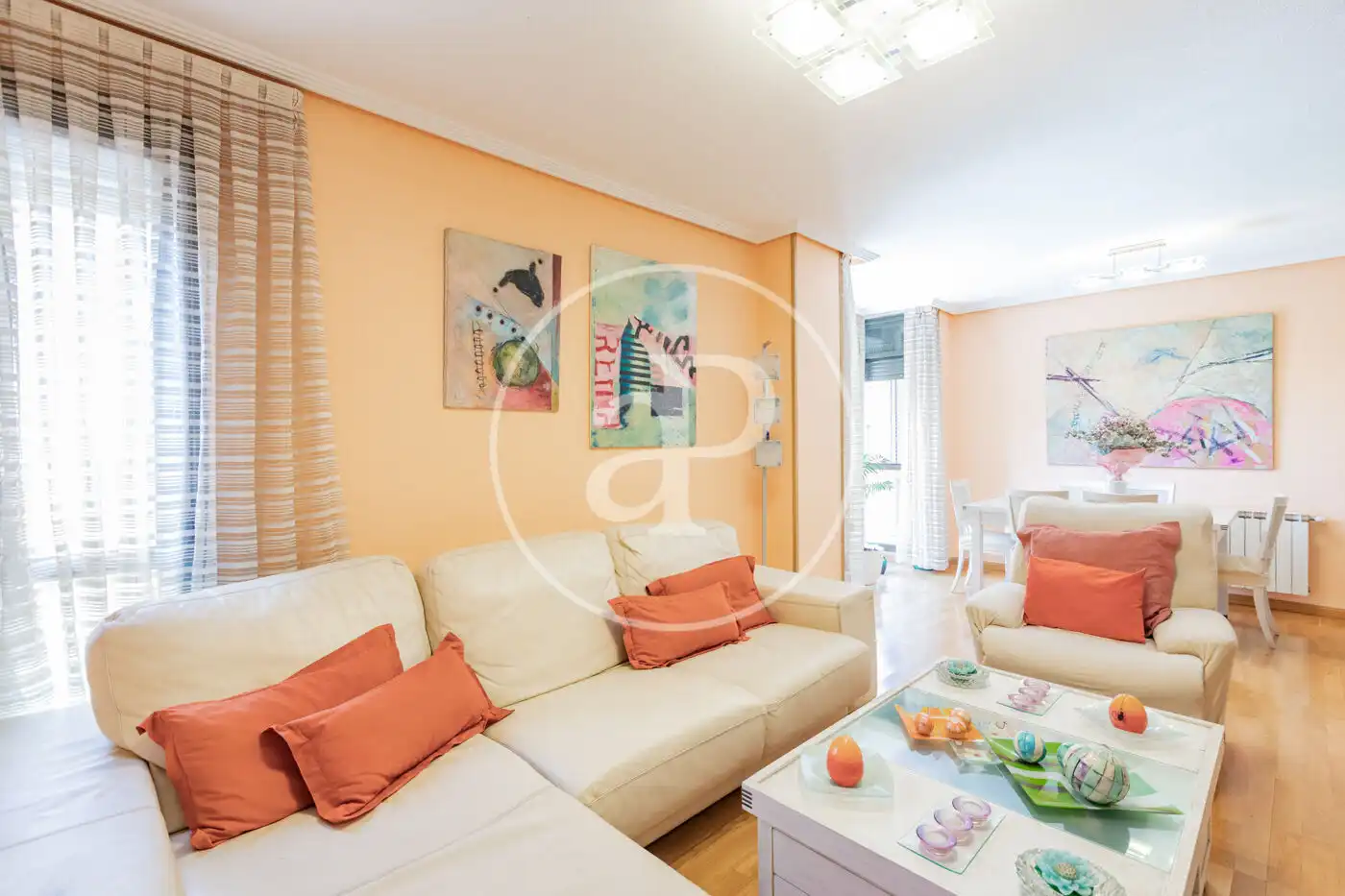 Sala de estar de Piso en venta en Madrid con Aire acondicionado, Calefacción y Jardín privado