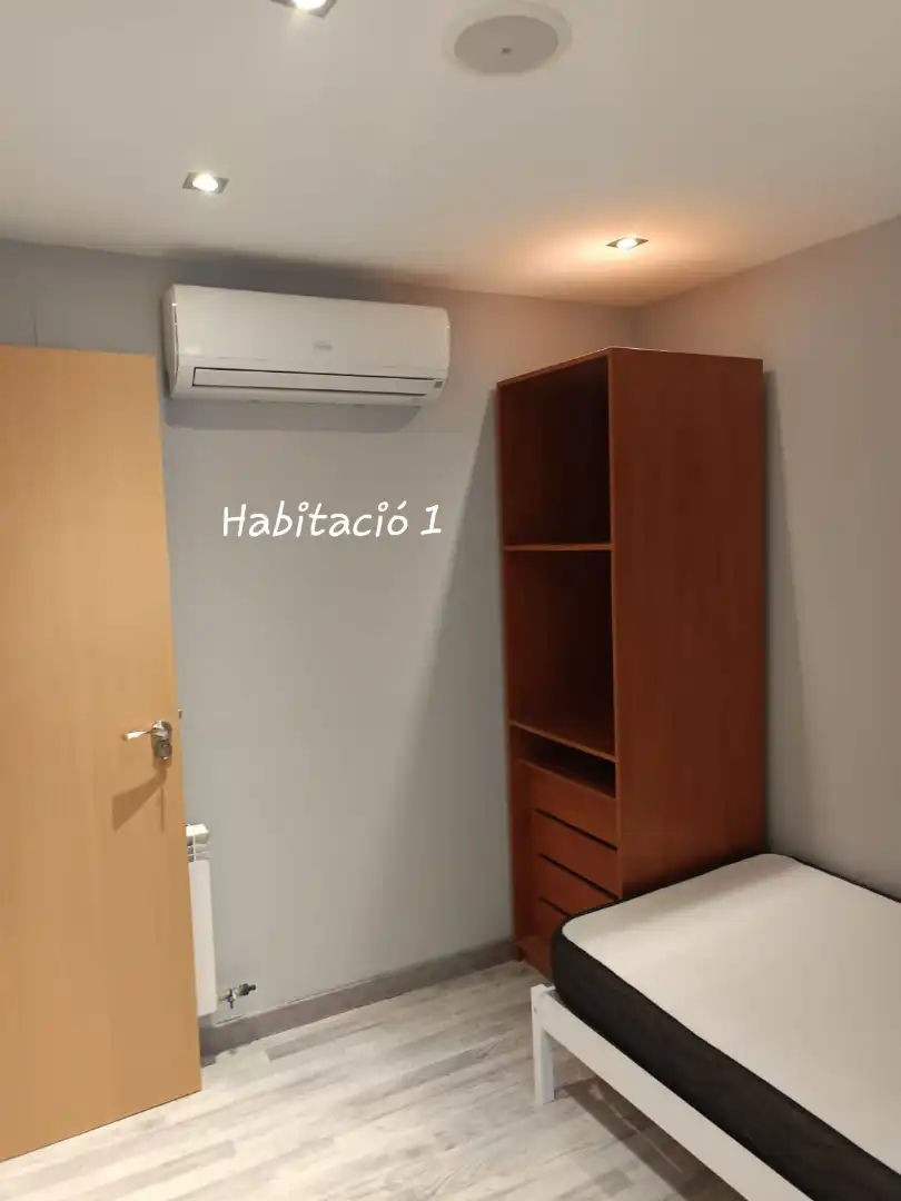 Wohnung zur Miete in Raval de Santa Anna, 36, Centre