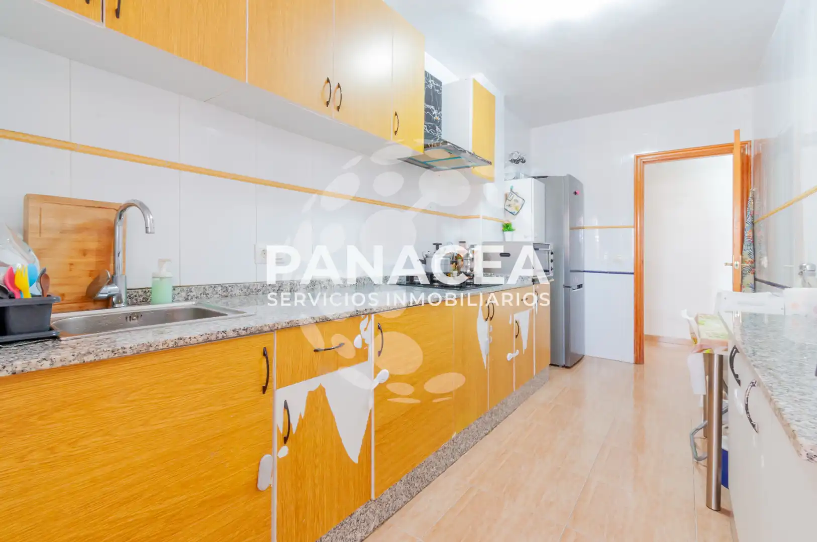 Cocina de Piso en venta en Vícar con Amueblado, Microondas y TV