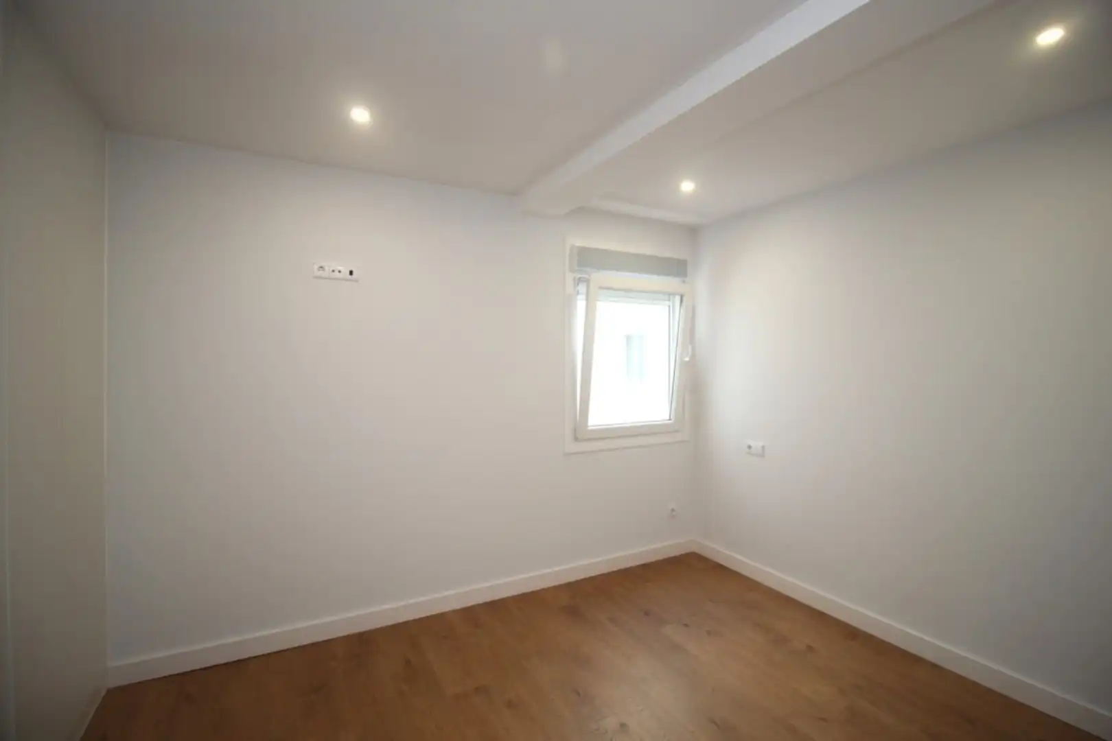 Habitación de Piso de alquiler en Sada (A Coruña) con Calefacción, Terraza y Horno