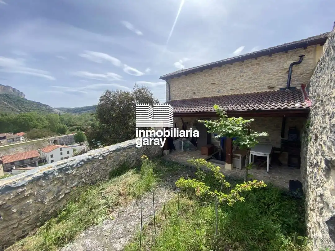 Casa o chalet en venta en Valle de Valdebezana con Calefacción y Amueblado