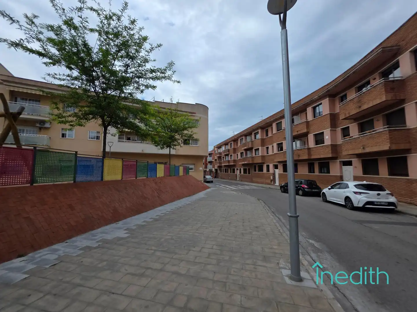 Außenansicht von Wohnung zum Verkauf in Cubelles mit Heizung, Privatgarten und Terrasse