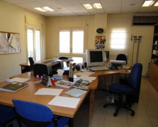 Office to rent in Manresa