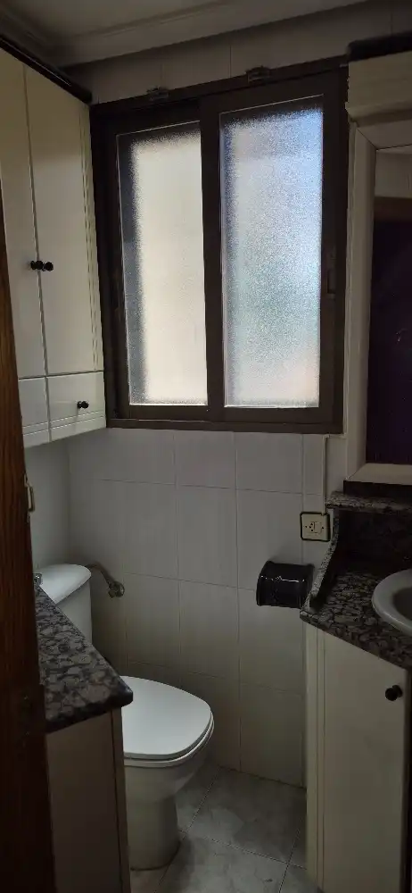 Baño de Piso en venta en Albacete con Calefacción, Trastero y Balcón