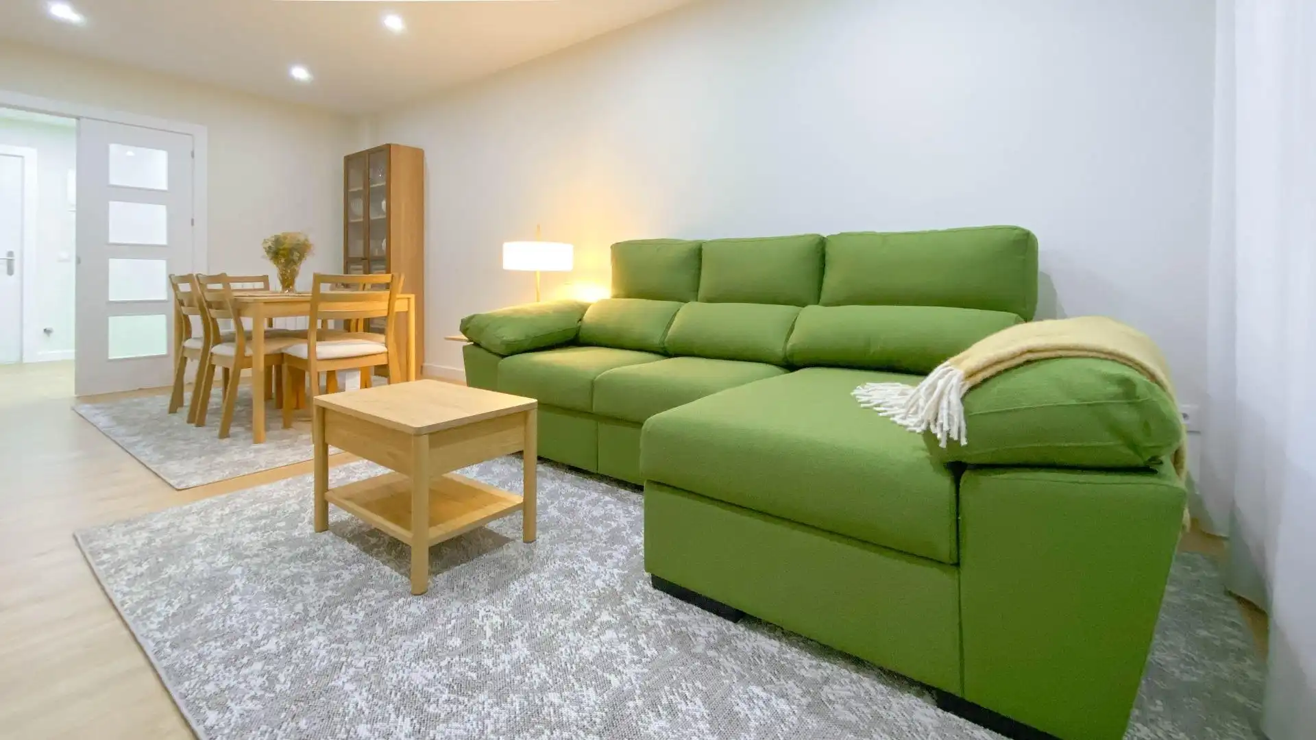 Living room of Flat for rent in Santander  with Heating, Furnished and Balcony