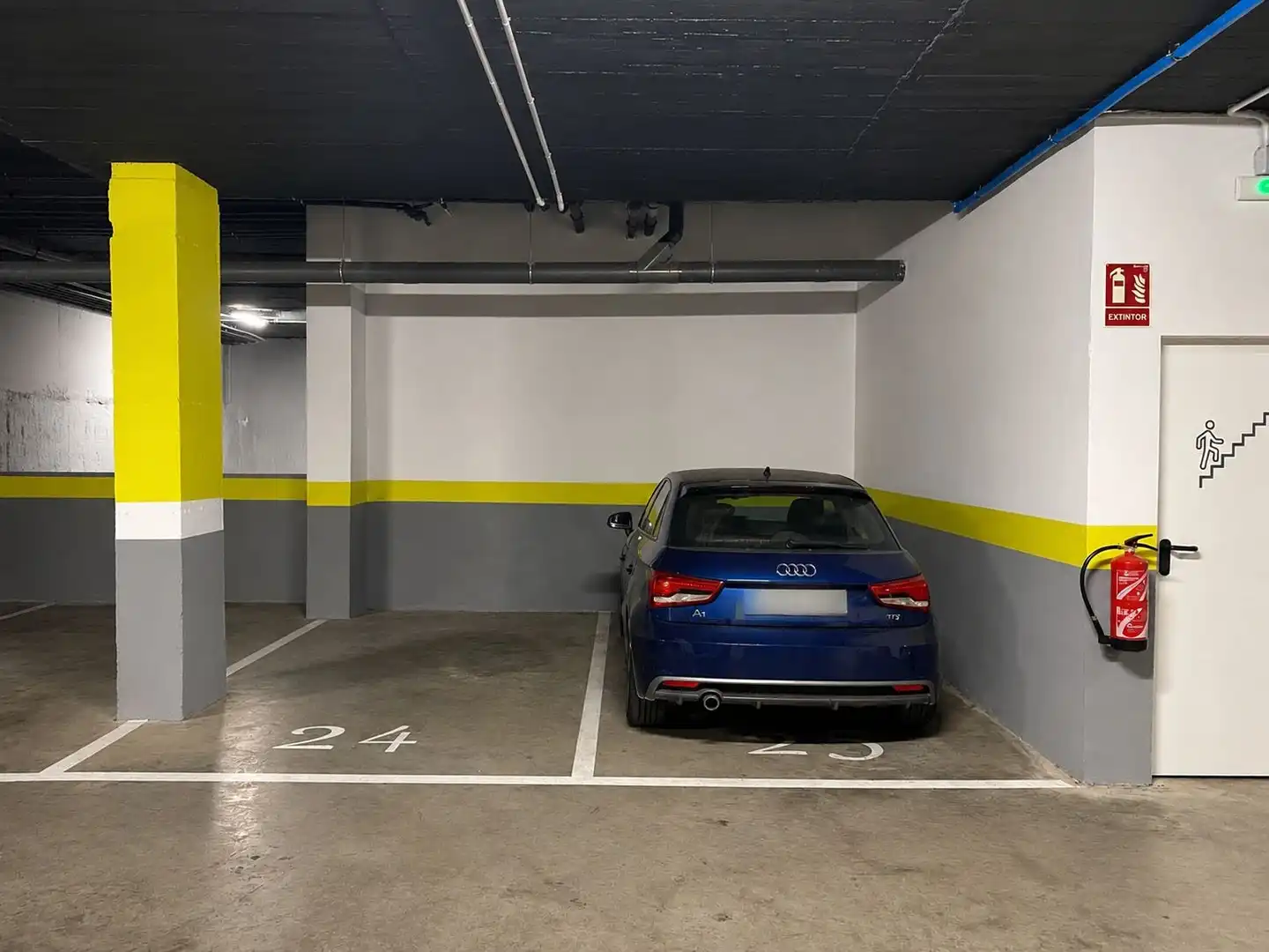Parking of Flat for rent in Córdoba  with Heating, Terrace and Storage room