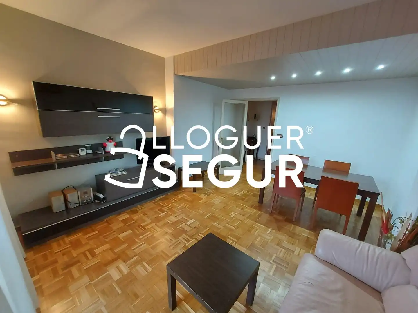 Sala d'estar de Pis de lloguer en Barcelona amb Aire condicionat, Calefacció i Moblat