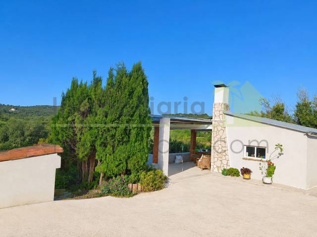 Casa-chalet en Venta en Calle Magistrado en Cervera del Maestre