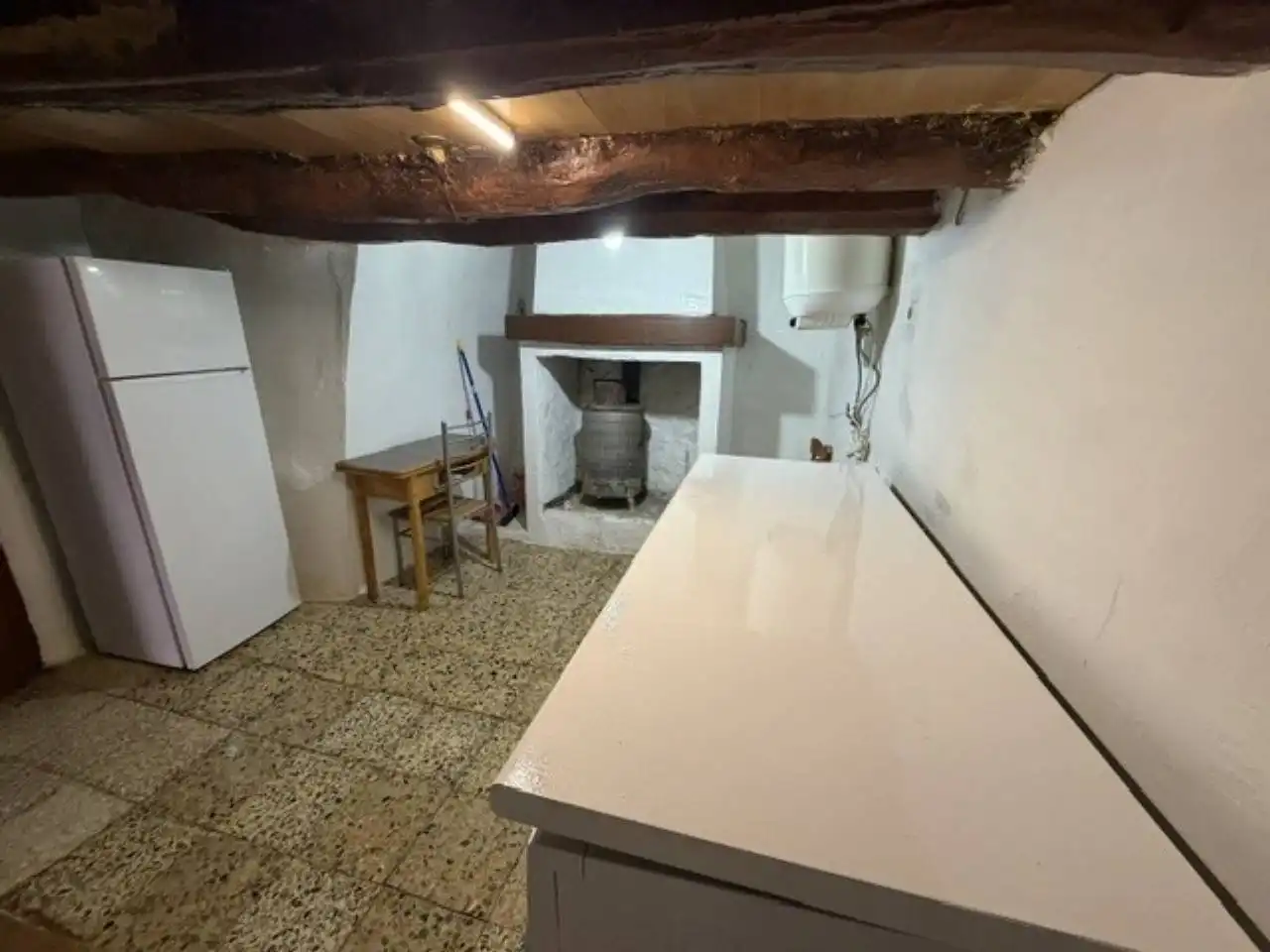 Cuina de Casa adosada de lloguer en Horcajo de la Sierra - Aoslos amb Moblat