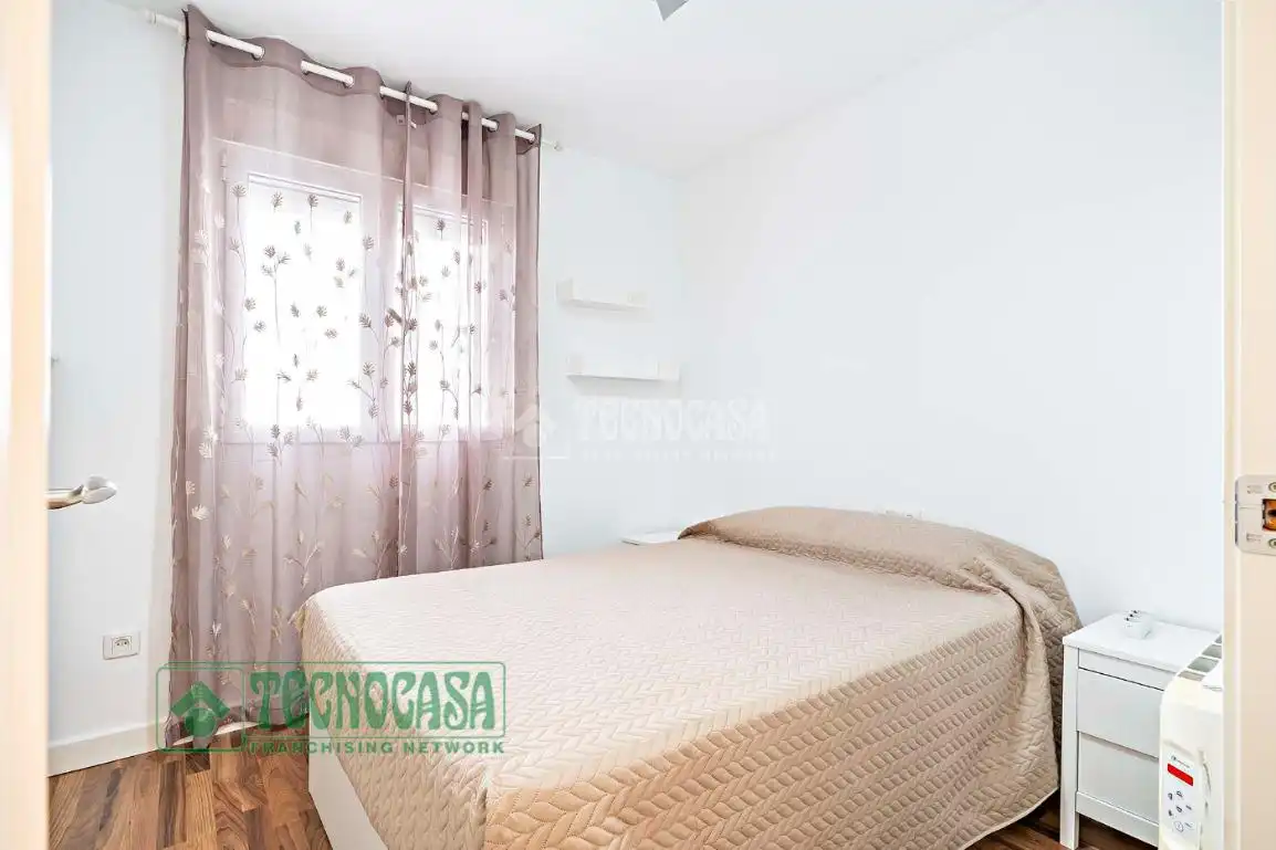 Habitación de Piso en venta en Roquetas de Mar con Aire acondicionado