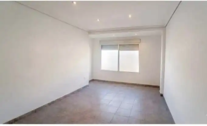 Piso de alquiler en Carrer de Joan d'Àustria, Centro