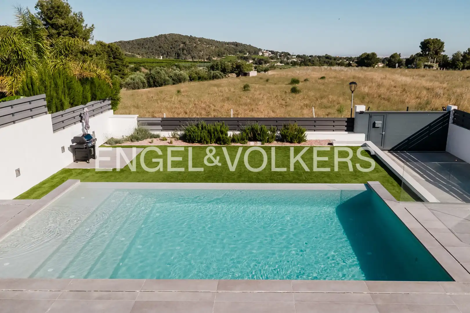 Piscina de Casa o xalet en venda en Náquera amb Aire condicionat, Calefacció i Jardí privat