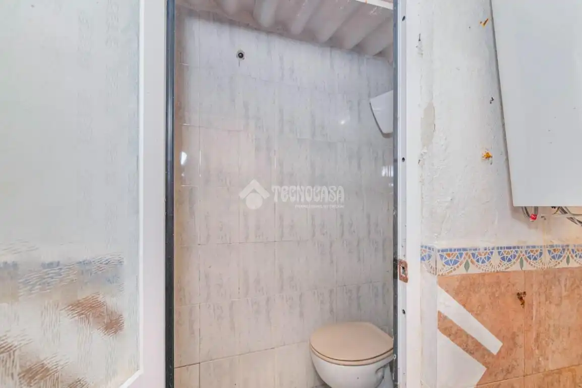 Baño de Casa adosada en venta en Loja con Amueblado y Balcón