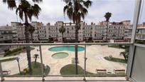 Piscina de Pis en venda en Cubelles amb Aire condicionat, Calefacció i Terrassa