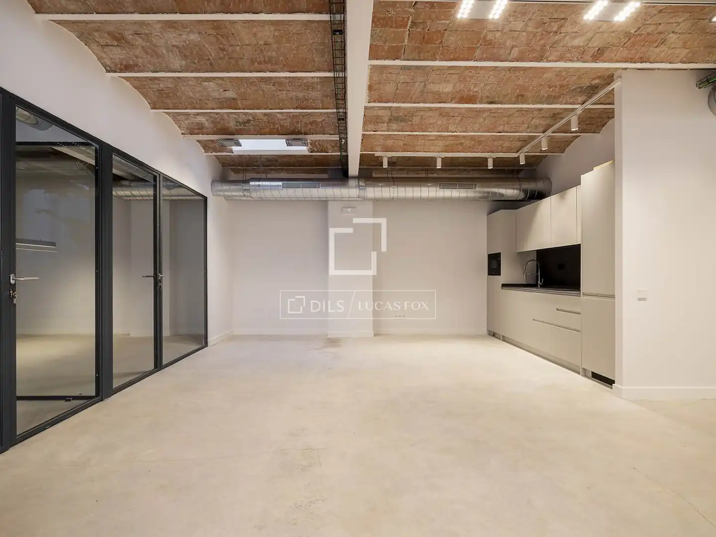 Loft zum Verkauf in Barcelona mit Klimaanlage und Heizung