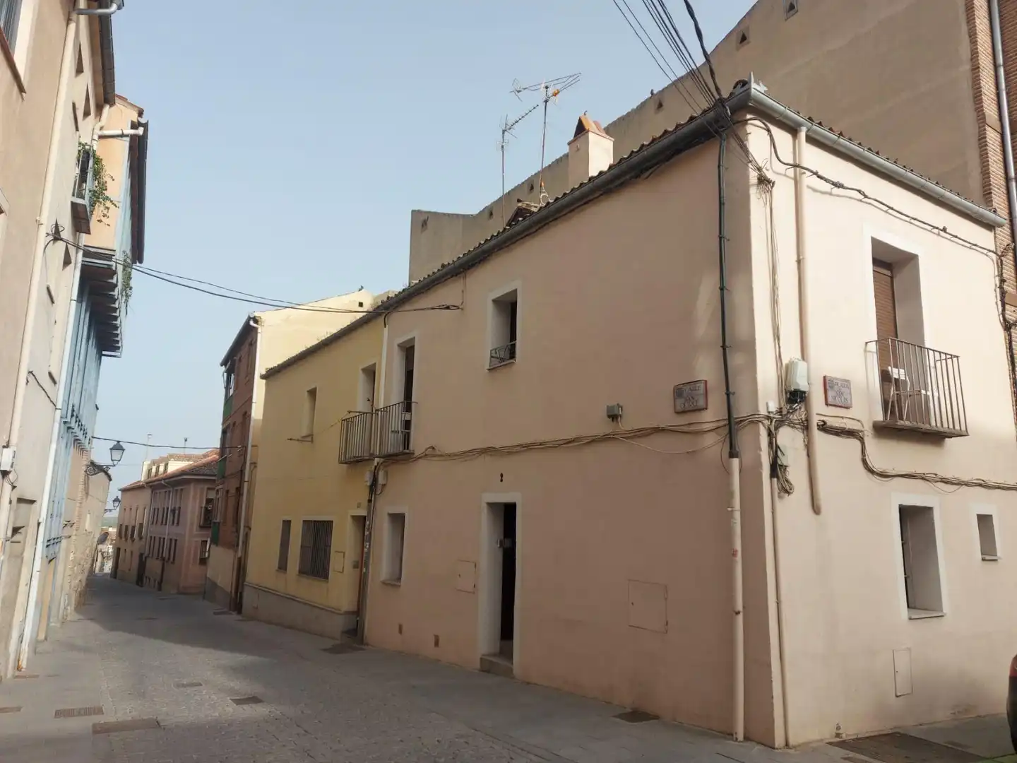 Exterior view of Houses for sale in Segovia  with Air Conditioner, Heating and Furnished