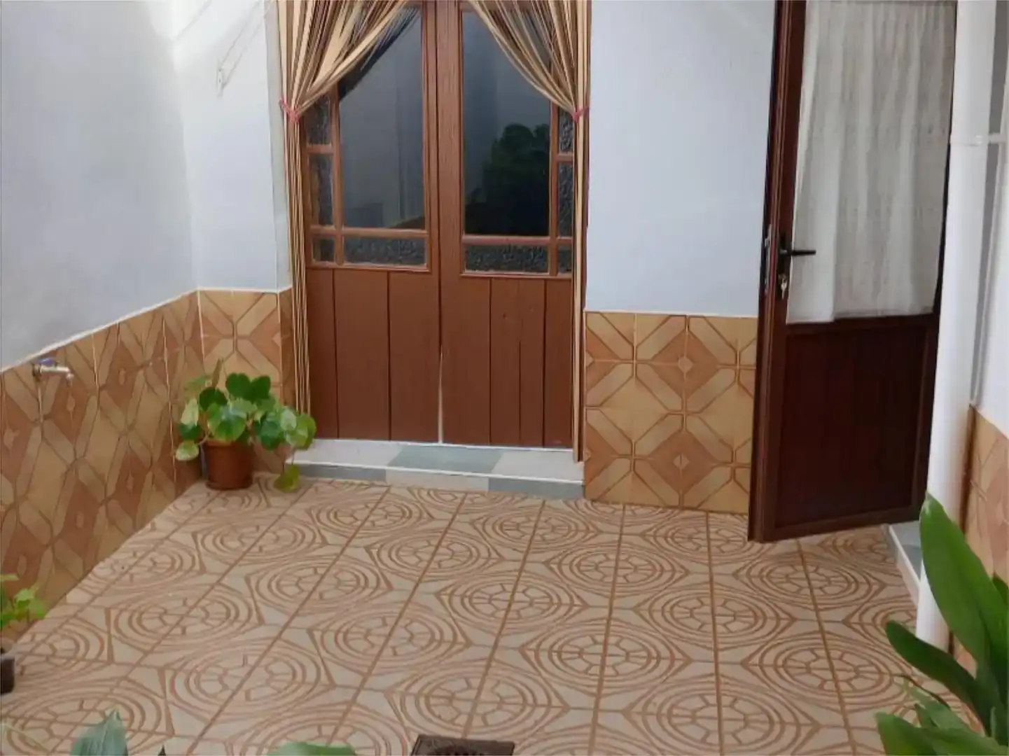 Casa adosada en venda en Monterrubio de la Serena amb Jardí privat, Moblat i Forn