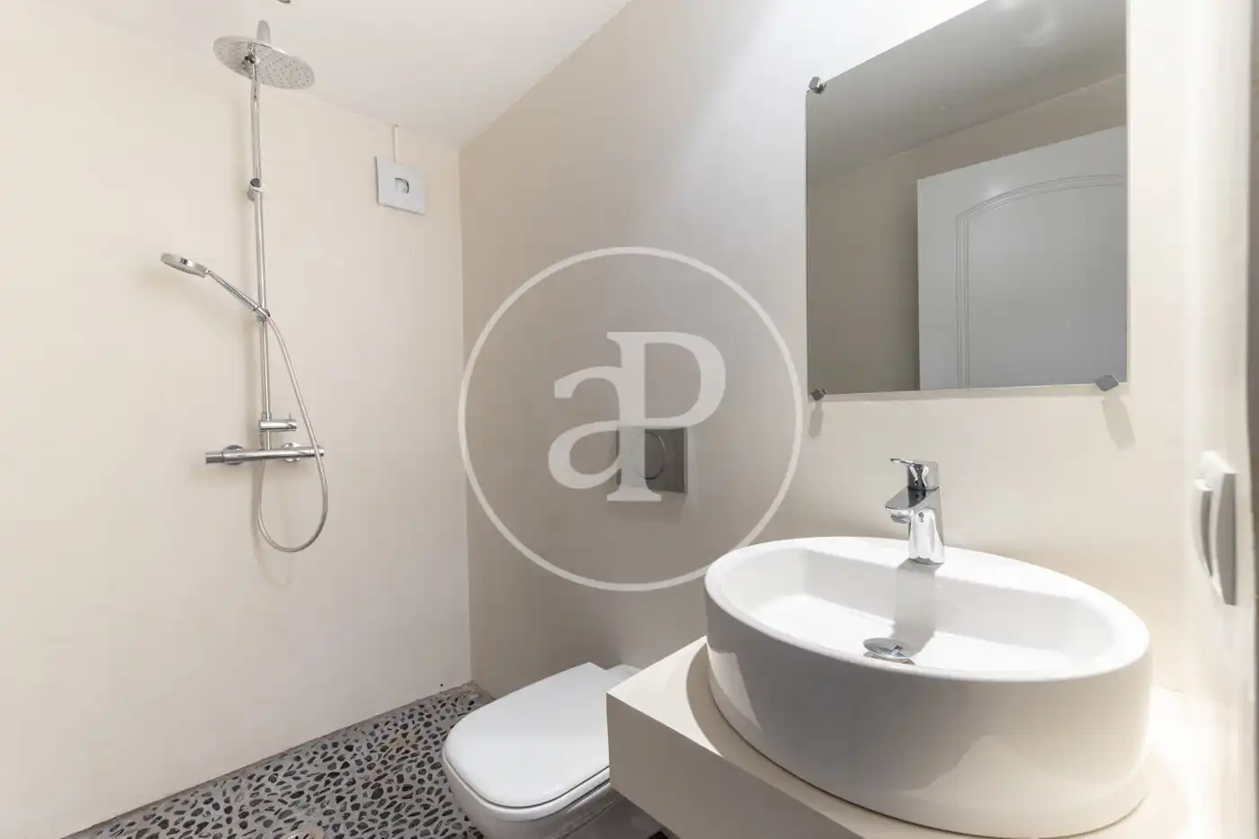 Bany de Casa o xalet en venda en  Palma de Mallorca amb Aire condicionat, Calefacció i Jardí privat