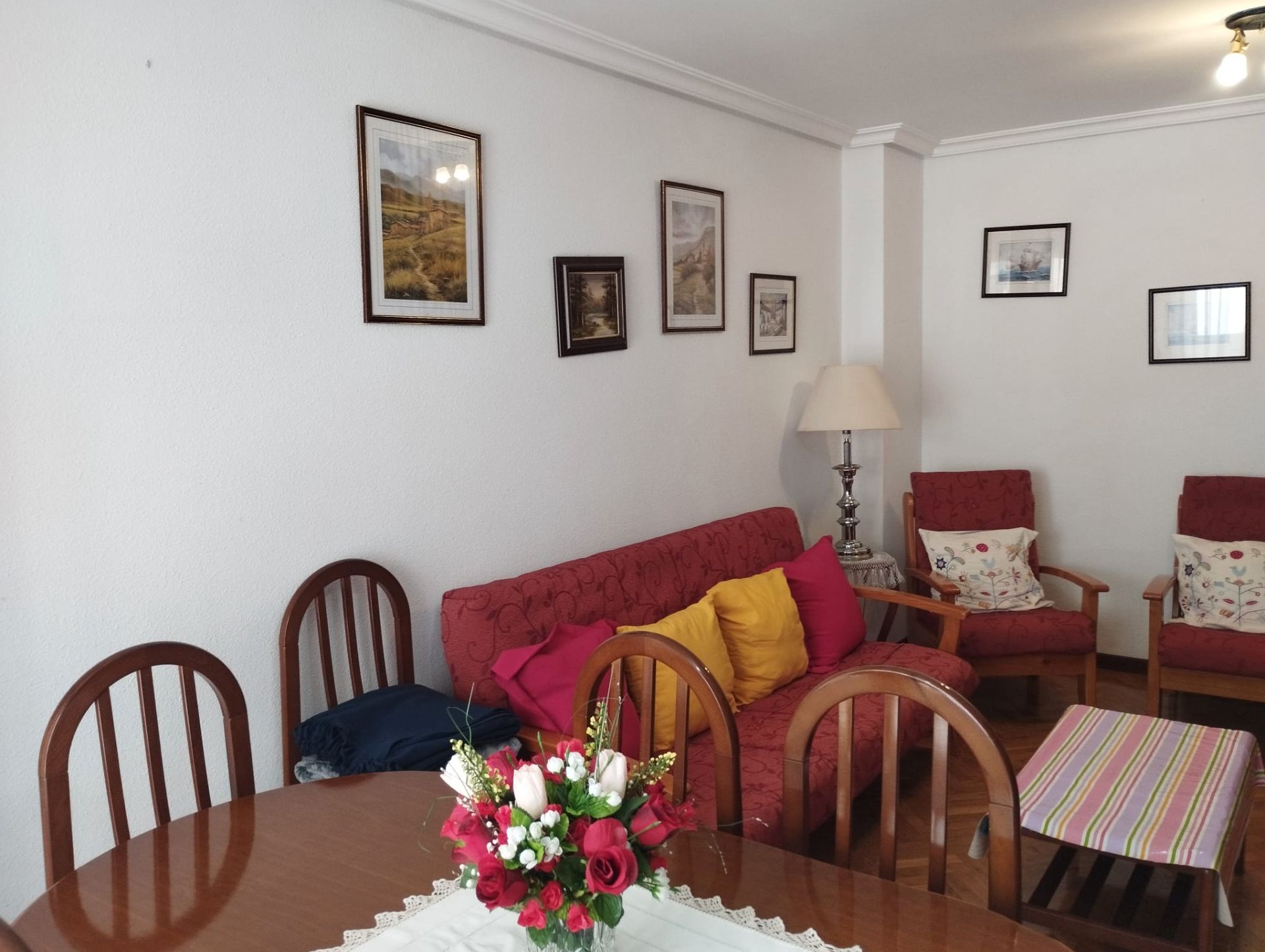 Sala d'estar de Pis en venda en Ribadeo amb Calefacció, Parquet i Terrassa