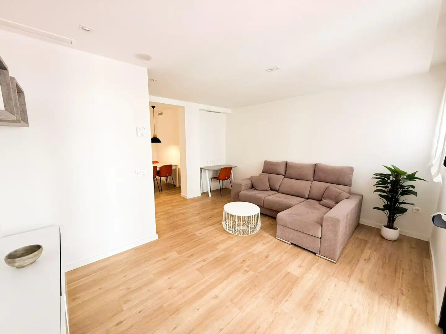 Wohnzimmer von Wohnung zur Miete in  Valencia Capital mit Klimaanlage, Heizung und Parkett