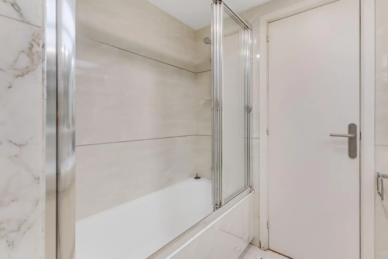 Baño de Piso en venta en Barcelona con Aire acondicionado, Calefacción y Parquet