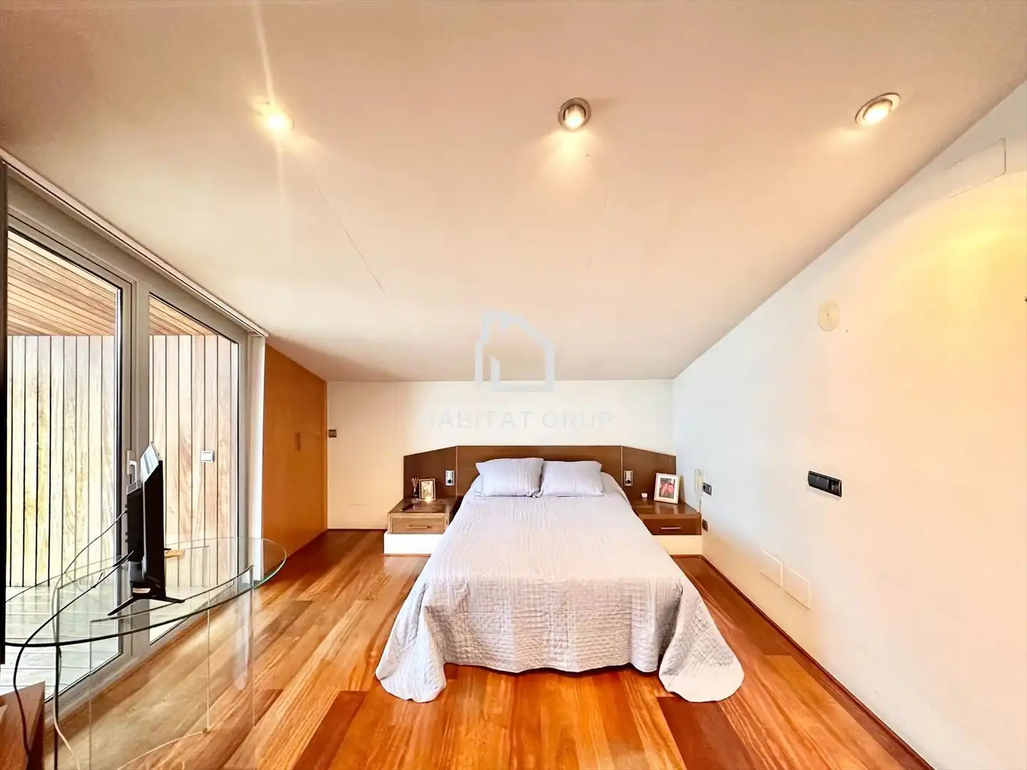 Habitación de Casa o chalet en venta en Girona con Aire acondicionado, Calefacción y Jardín privado