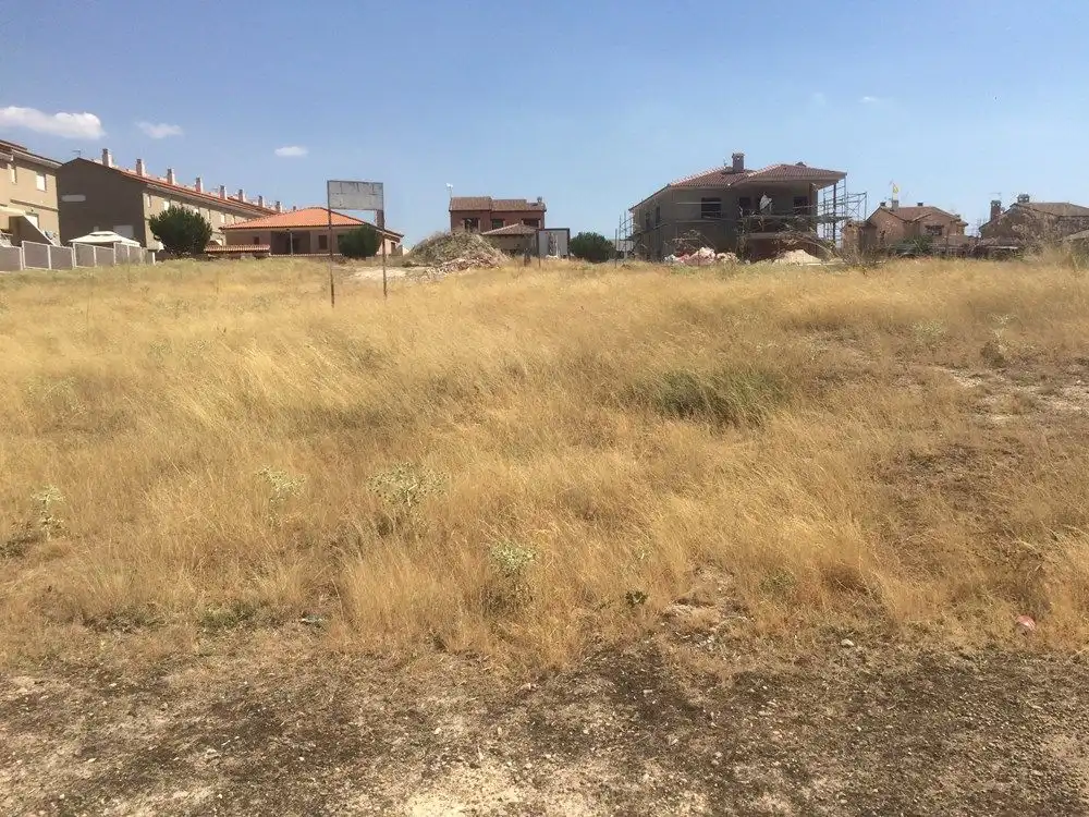 Terreny residencial en venda a La Lastrilla, imagen 4
