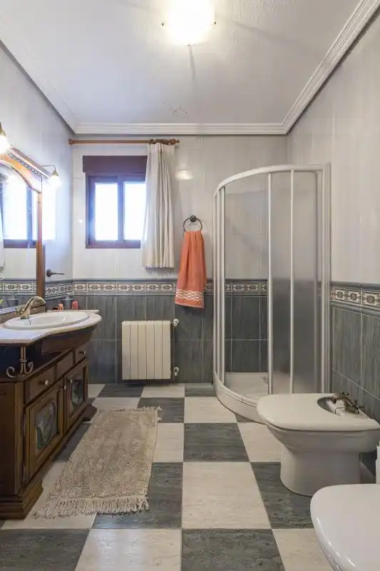 Baño de Casa o chalet en venta en Alguazas con Aire acondicionado, Calefacción y Jardín privado