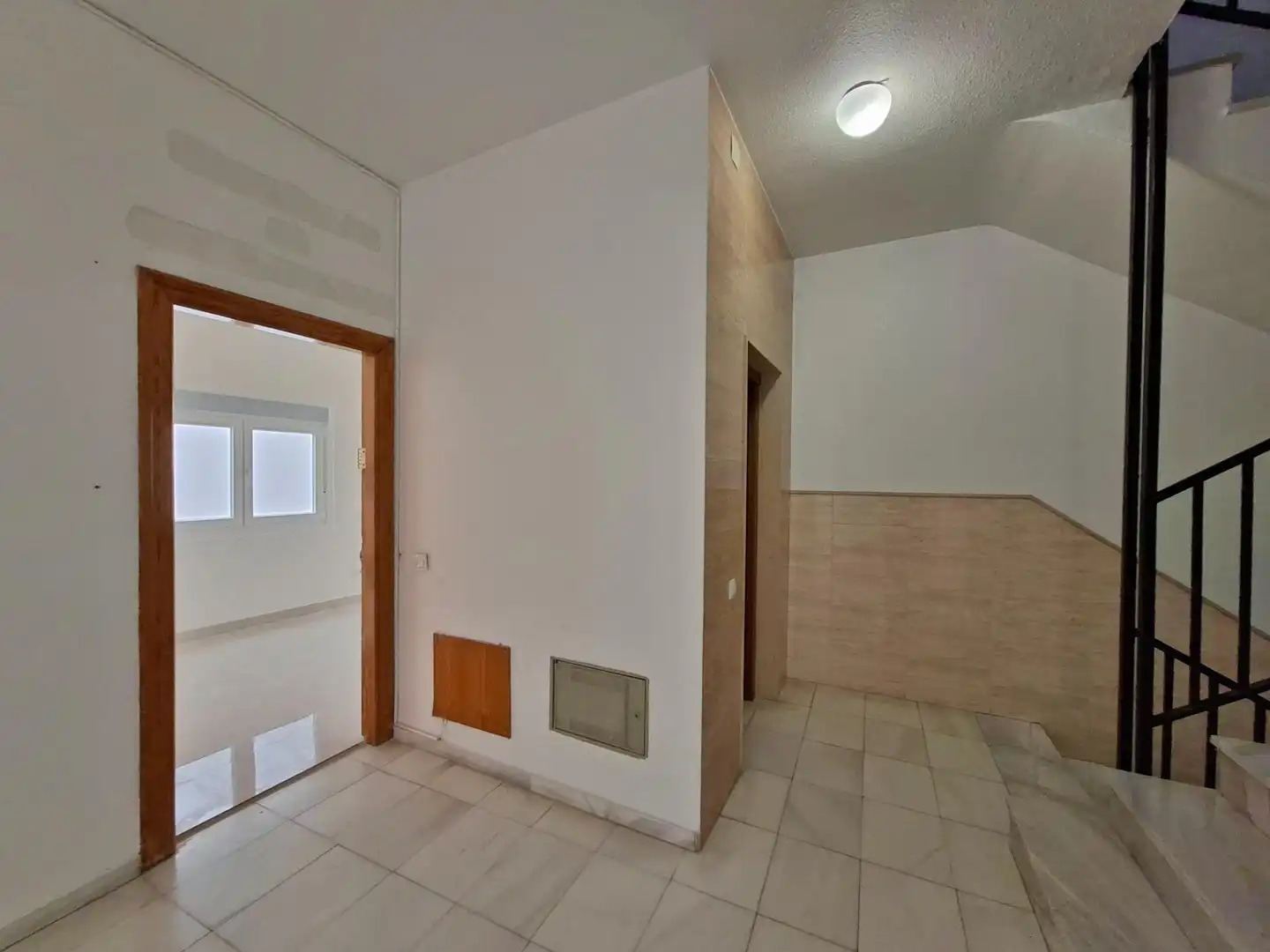 Commercial properties for sale in Roquetas de Mar