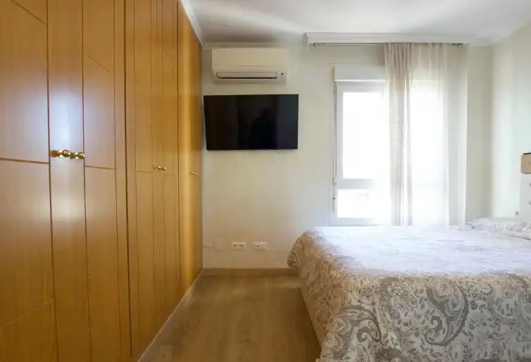 Schlafzimmer von Wohnung zum Verkauf in Marbella mit Klimaanlage, Heizung und Privatgarten