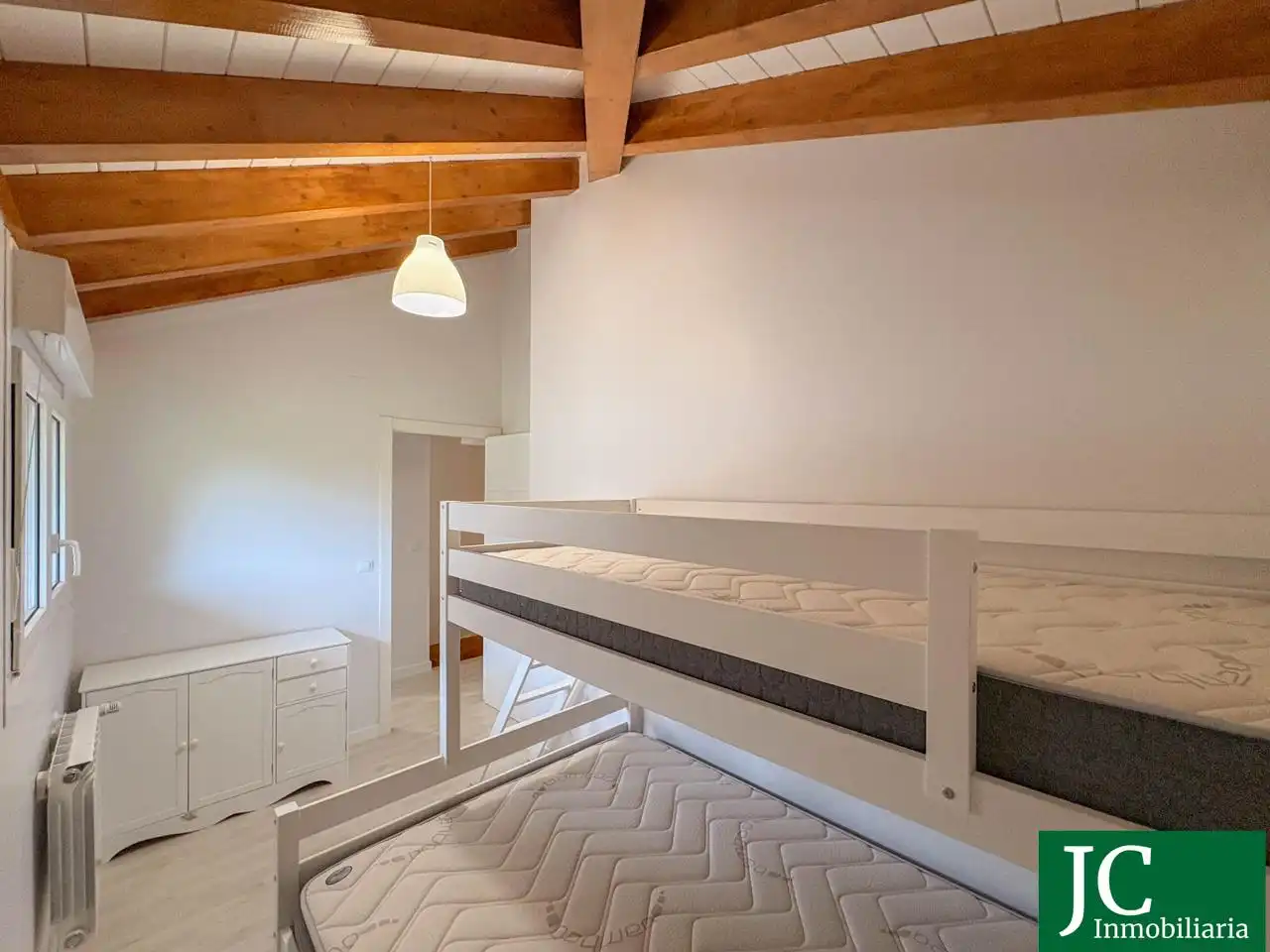 Casa adosada en venta en Arredondo