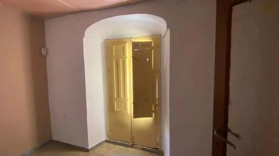Casa adosada en venda en Almadén amb Terrassa