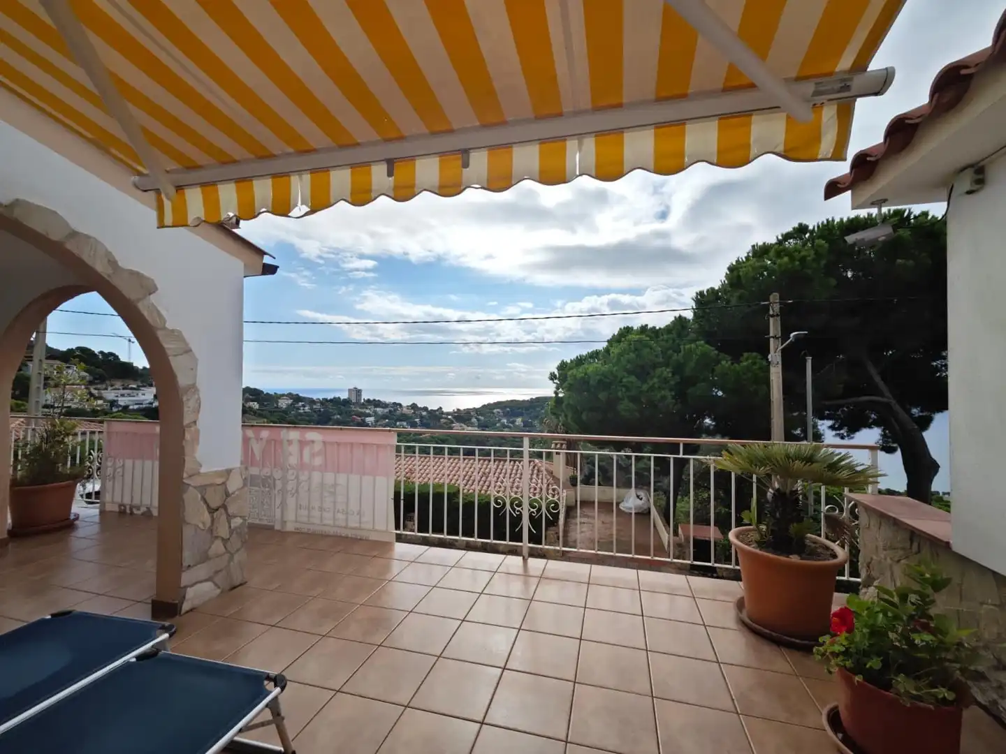 Casa con piscina en venta en Carrer de Montecarlo 43, imagen 6