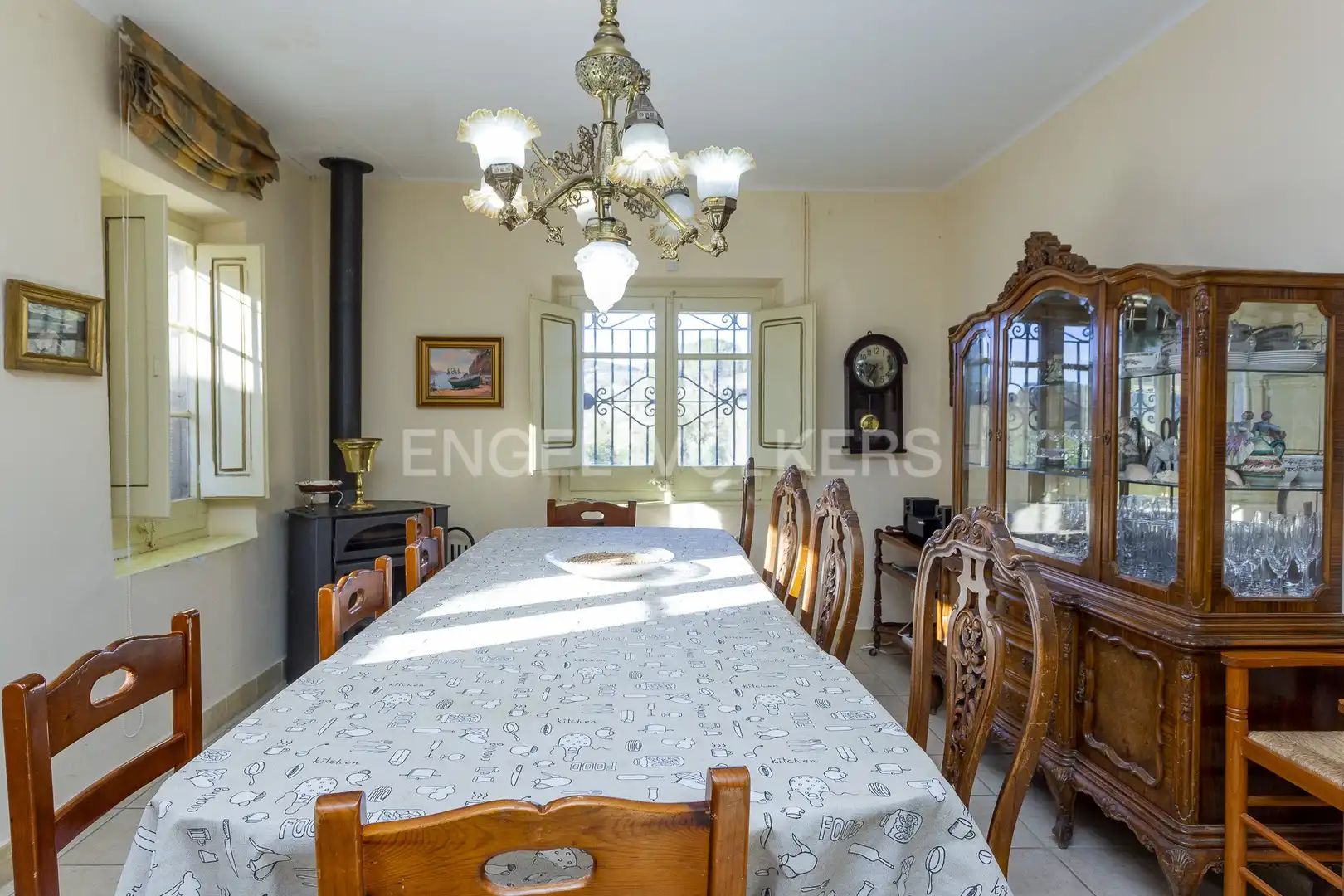 Comedor de Finca rústica en venta en Sant Quintí de Mediona con Calefacción, Jardín privado y Trastero