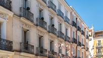 Vista exterior de Àtic en venda en  Madrid Capital amb Aire condicionat, Calefacció i Terrassa