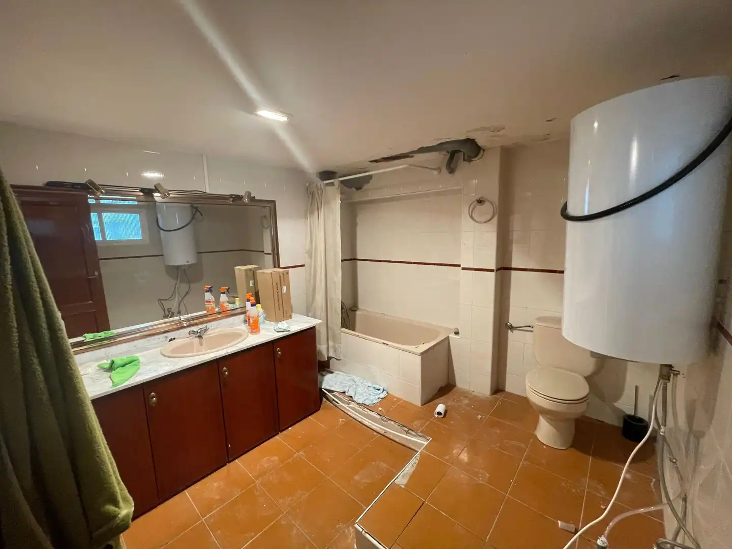 Baño de Casa o chalet en venta en Orusco de Tajuña con Aire acondicionado, Calefacción y Jardín privado