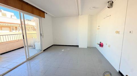 Foto 3 de Pis en venda a Calle la Loma, 92, Avenida Habaneras - Curva de Palangre, Torrevieja