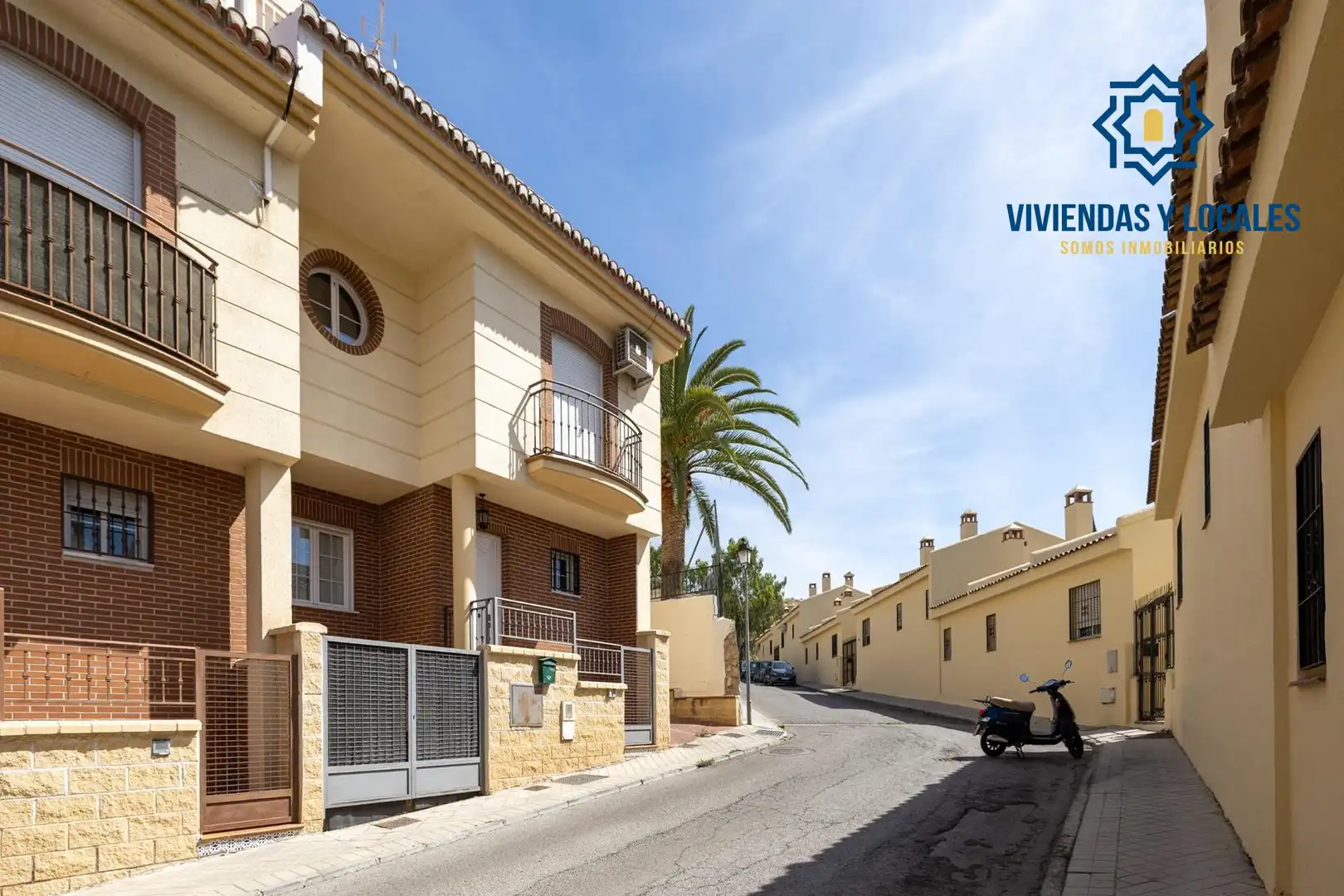 Casa aparellada amb terrassa en venda a Cenes de la Vega, imagen 45