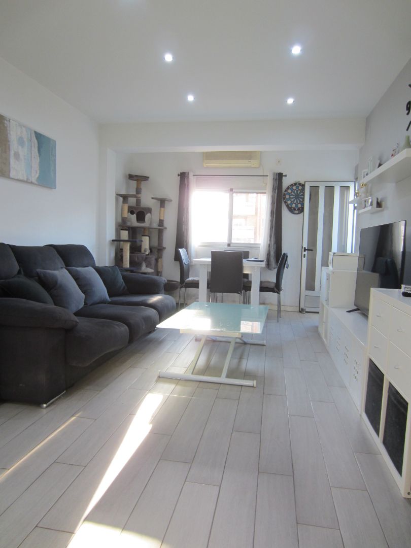 Living room of Flat for sale in Puçol  with Air Conditioner, Oven and Balcony