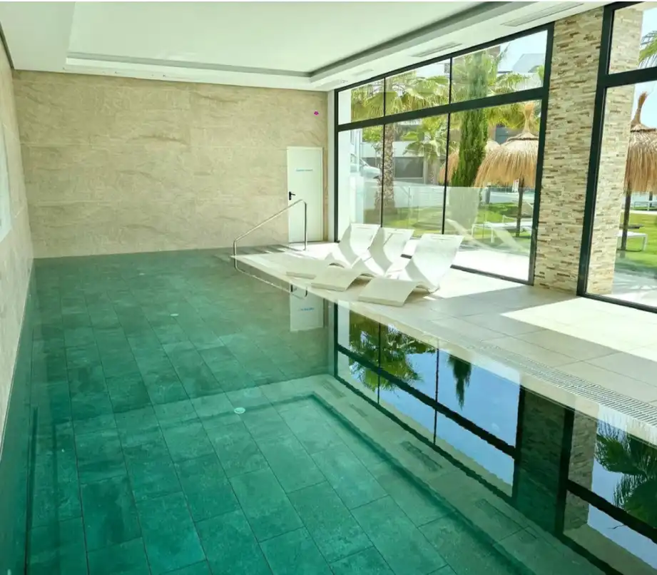 Piso con piscina en venta en Elviria - Cabopino, imagen 18