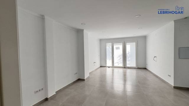 Local comercial en Alquiler en Lebrija