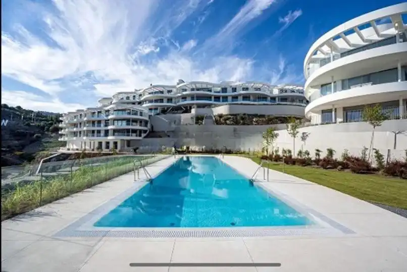 Swimming pool of Apartments for rent in Benahavís  with Air Conditioner, Terrace and Swimming Pool