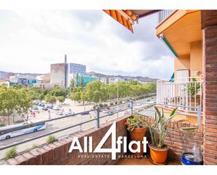 Exterior view of Duplex for sale in  Barcelona Capital  with Air Conditioner, Heating and Balcony