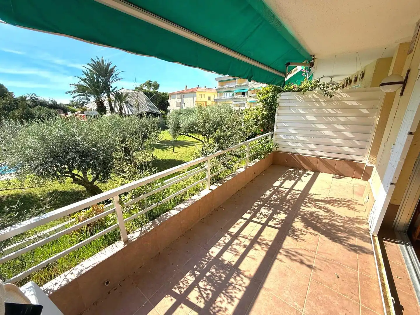 Terraza de Apartamento en venta en El Vendrell con Jardín privado, Terraza y Piscina