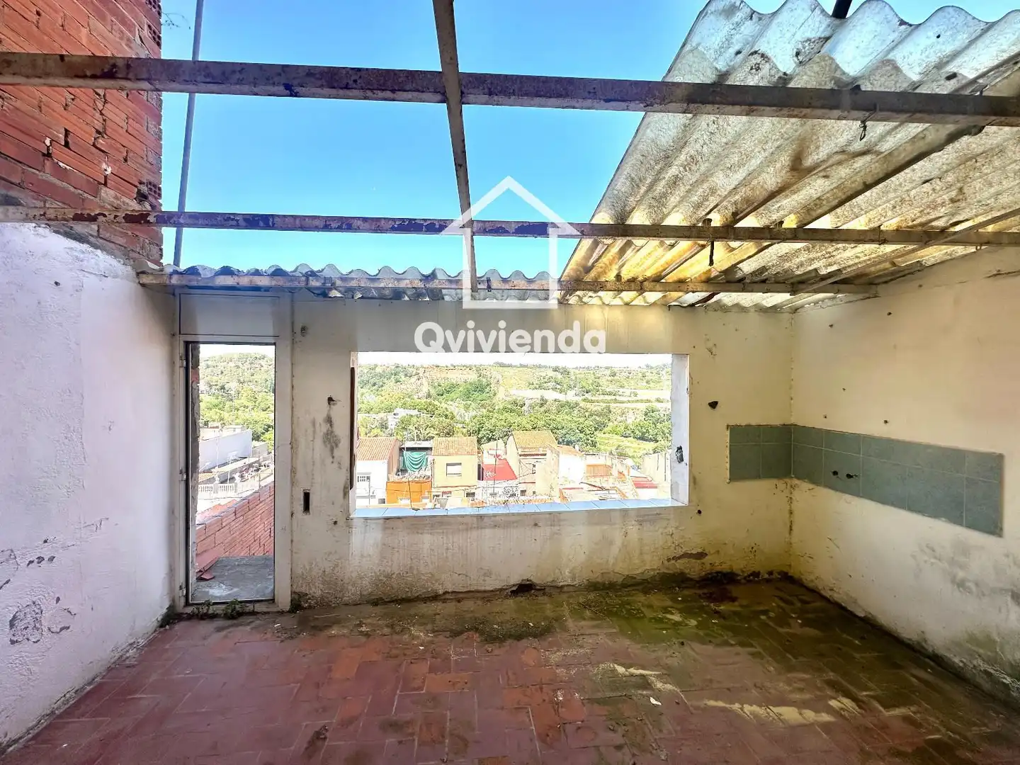 Vista exterior de Casa adosada en venda en Sabadell