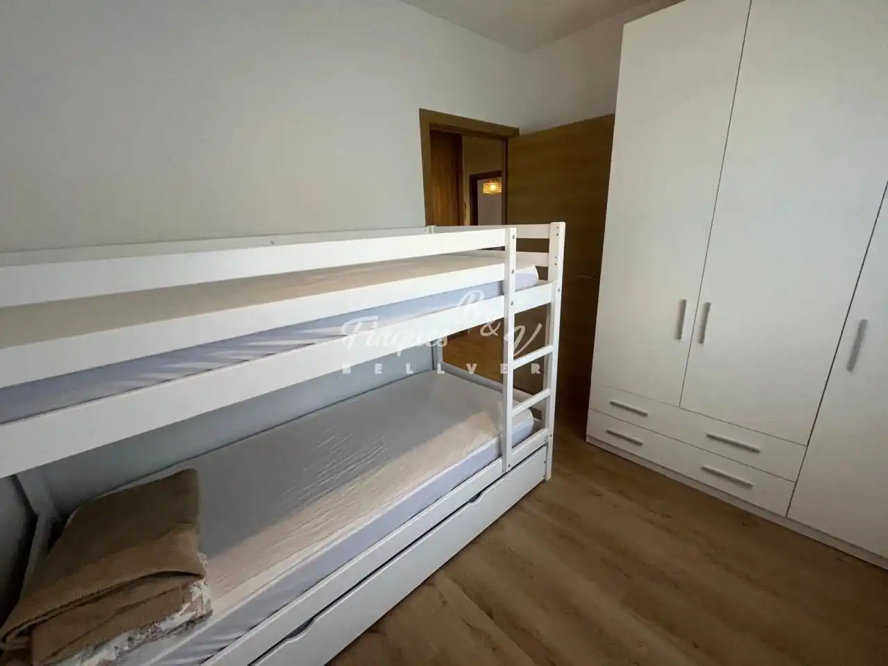 Schlafzimmer von Wohnungen zum Verkauf in Bellver de Cerdanya mit Klimaanlage, Heizung und Parkett